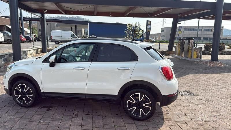 Usata Fiat 500X 140 CV (102 kW) 2018 Bianco SUV