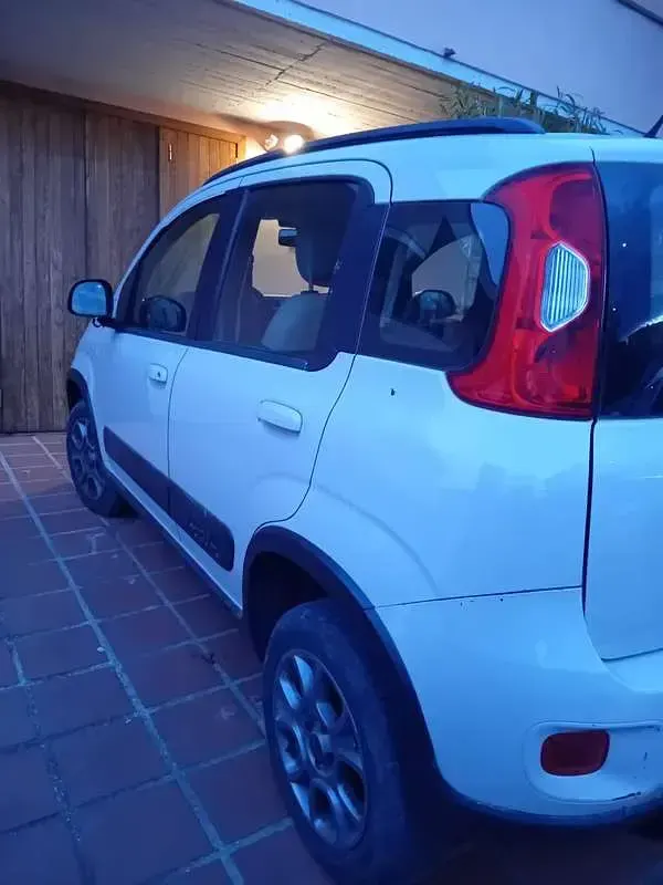 Usata Fiat Panda 4x4 Climbing 75 CV (55 kW) 2012 Utilitaria