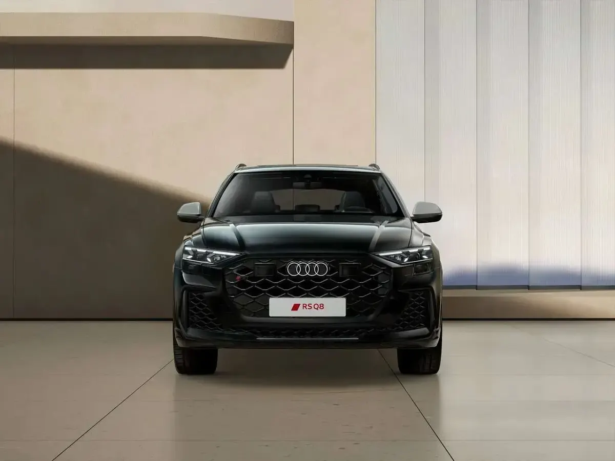 Nuova Audi RS Q8 Performance 640 CV (470 kW) 2026 Nero SUV