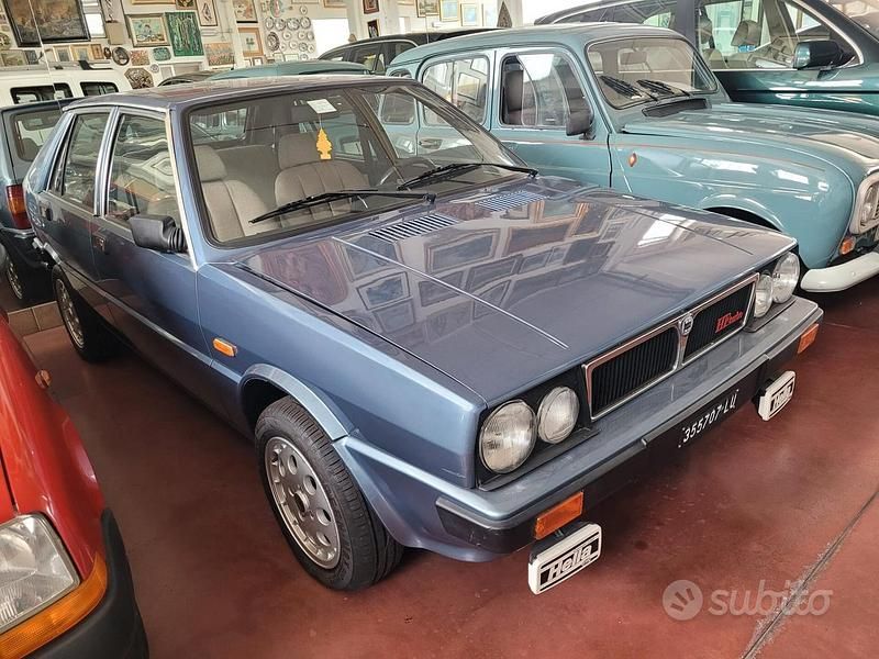 Usata Lancia Delta 78 CV (57 kW) 1983 Blu Utilitaria