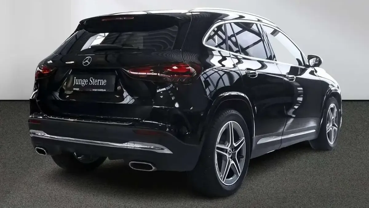 Usata Mercedes GLA200 AMG 163 CV (119 kW) 2024 Nero SUV