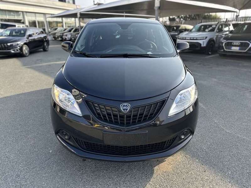 Usata Lancia Ypsilon S 69 CV (50 kW) 2024 Nero Utilitaria