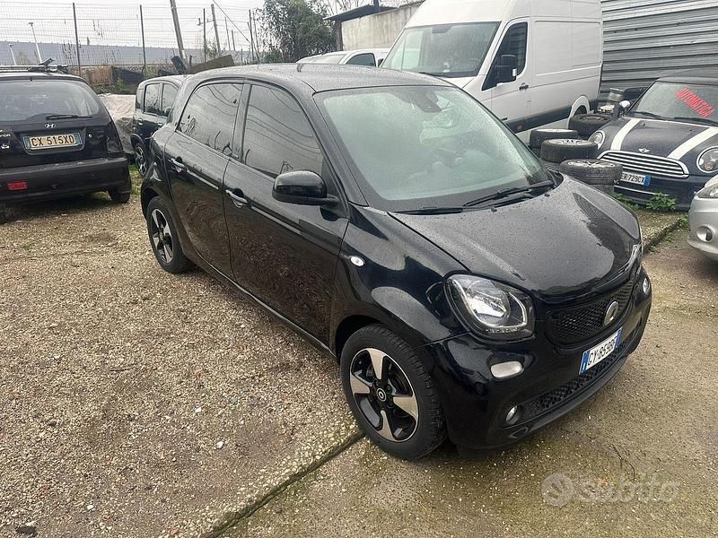 Usata Smart ForFour 2025 Nero Utilitaria