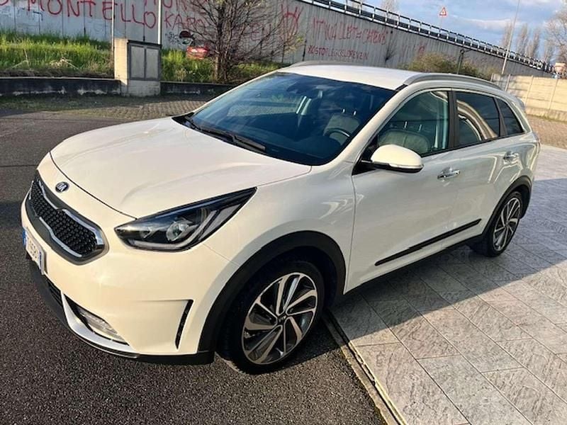 Usata Kia Niro Style 105 CV (77 kW) 2019 Pastello SUV