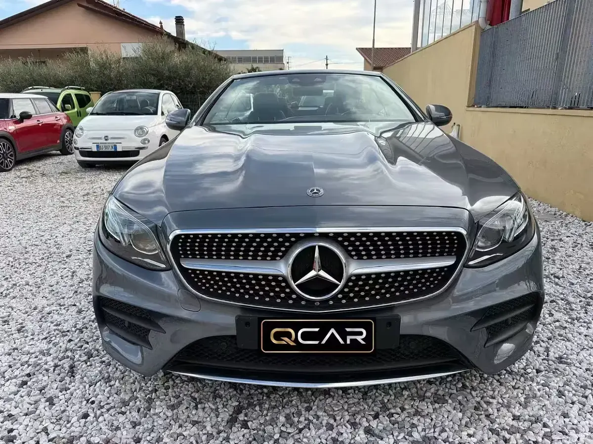 Usata Mercedes E220 Premium Plus 194 CV (142 kW) 2018 Grigio Cabrio