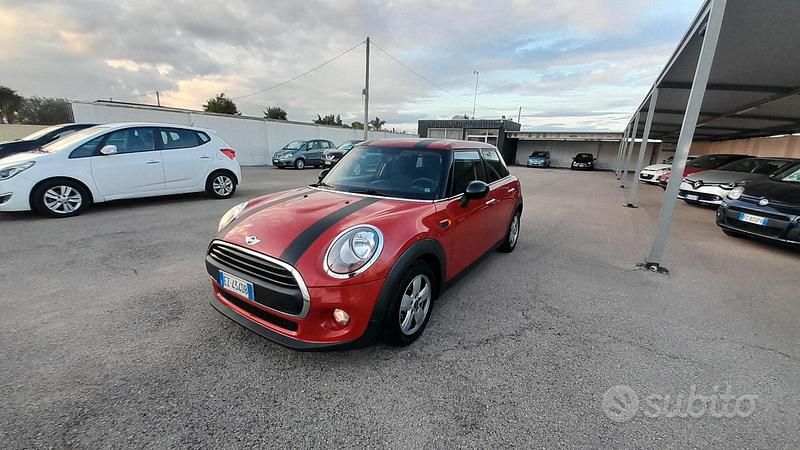 Usata Mini One D 95 CV (69 kW) 2015 Rosso Utilitaria