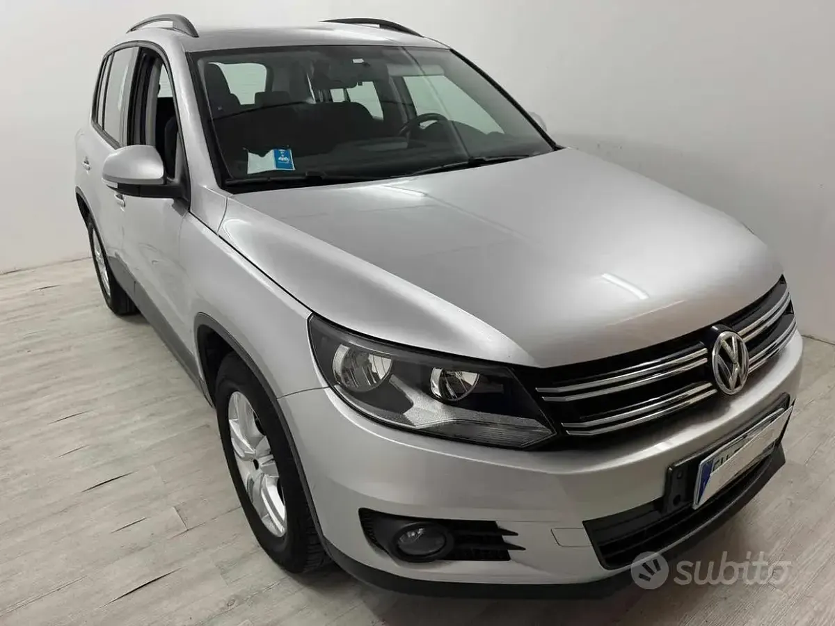 Usata VW Tiguan Trendline 122 CV (89 kW) 2014 Grigio SUV