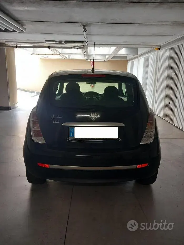 Usata Lancia Ypsilon 80 CV (58 kW) 2010 Nero Utilitaria