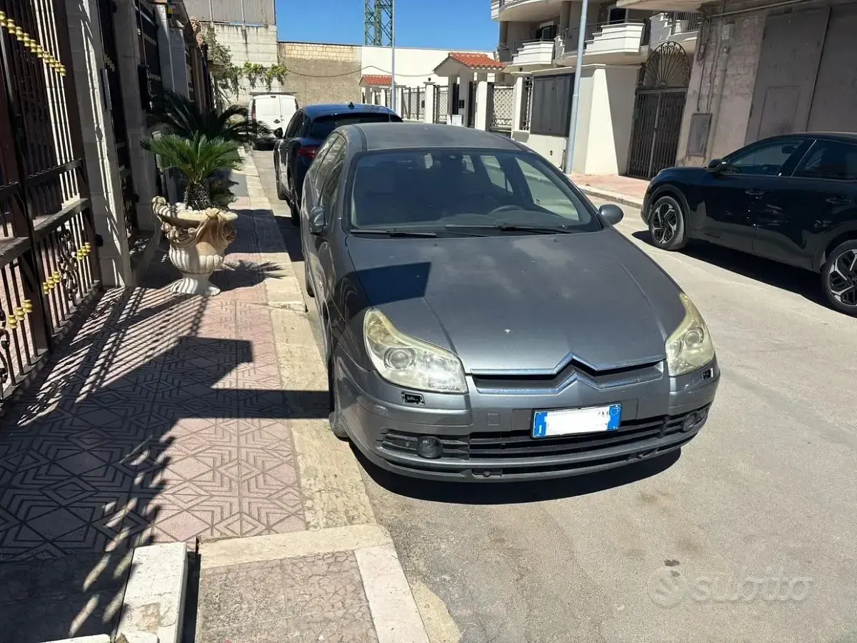 Usata Citroën C5 Elegance 136 CV (100 kW) 2005 Grigio Station wagon