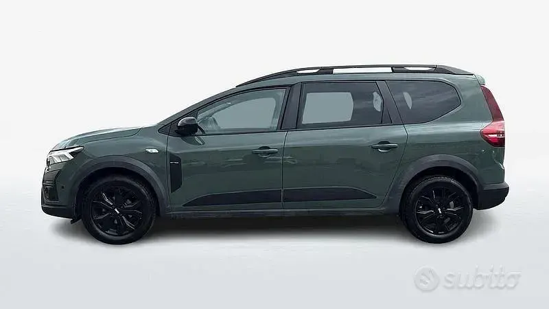 Usata Dacia Jogger Extreme 101 CV (74 kW) 2023 Verde Monovolume