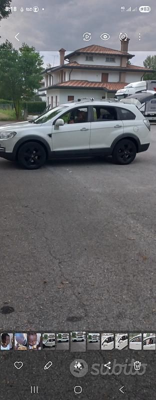 Bianco Usata 2010 Chevrolet Captiva SUV | 4000 € (Cara) - Immagine 1/4
