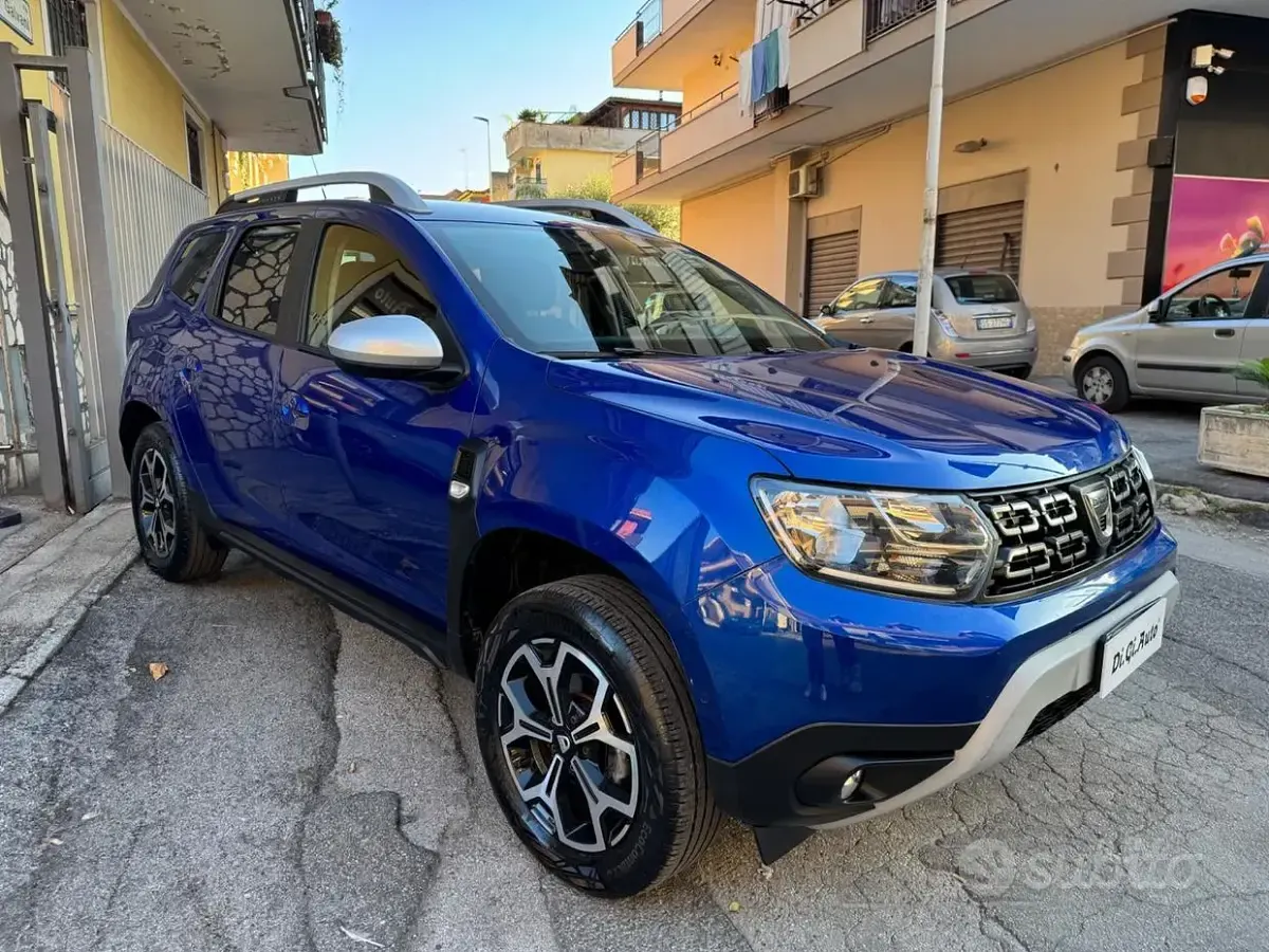 Käytetty Dacia Duster Prestige 101 HP (74 kW) 2020 Sininen Katumaasturi