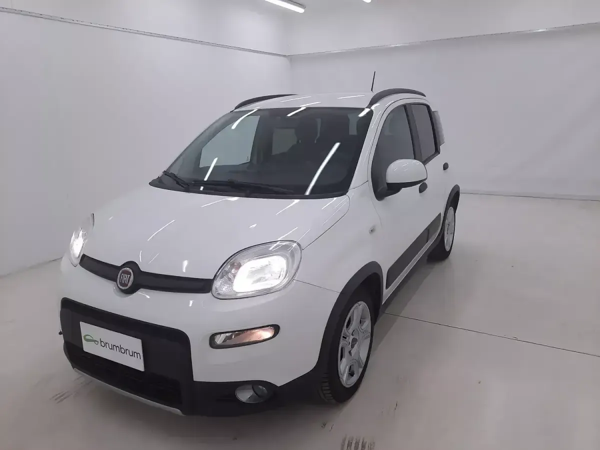Usata Fiat Panda City Life 70 CV (51 kW) 2023 Biancobianco Utilitaria