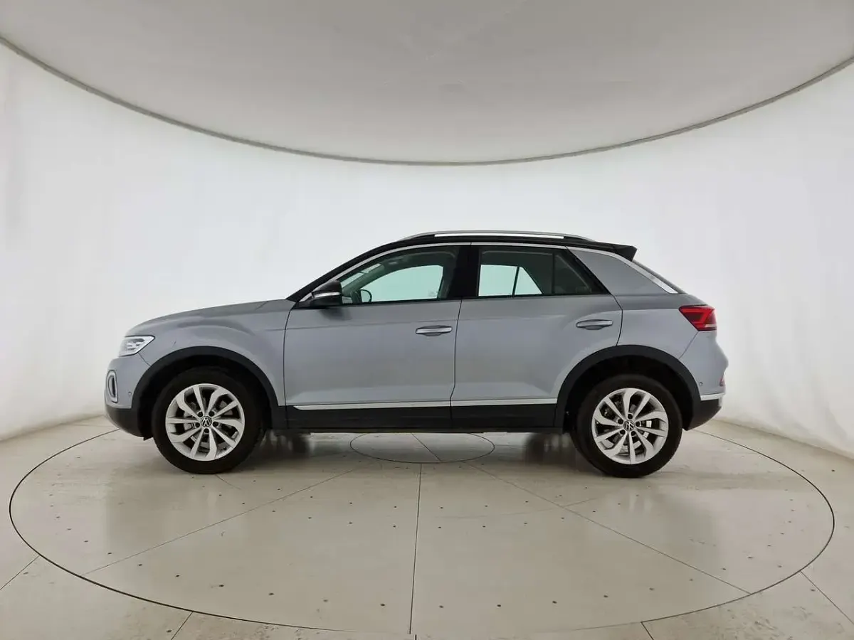 Usata VW T-Roc Style 116 CV (85 kW) 2025 Pyrit silver metallizzato nero SUV