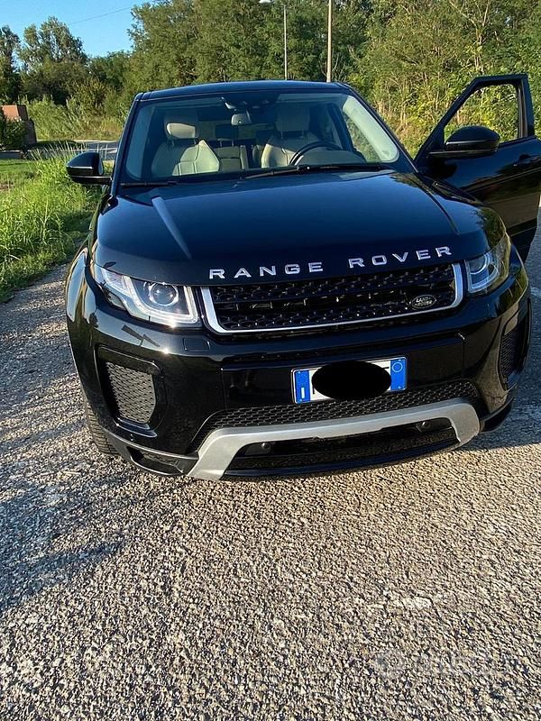 Usata Land Rover Range Rover evoque SE Dynamic 150 CV (110 kW) 2018 Nero SUV