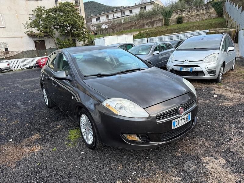 Usata Fiat Bravo Dynamic 120 CV (88 kW) 2008 Grigio Utilitaria
