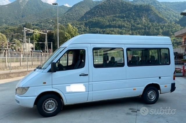 Usata 2000 Mercedes Sprinter Furgone | 9000 € - Immagine 1/4