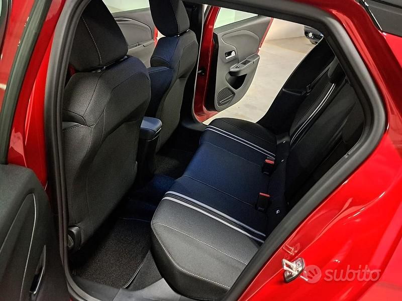 Usata Opel Corsa 75 CV (55 kW) 2024 Rosso Utilitaria