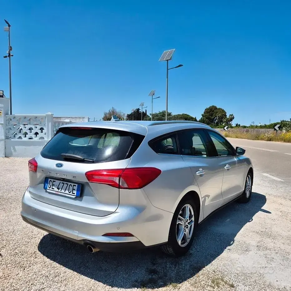 Usata Ford Focus ST 120 CV (88 kW) 2021 Grigio Station wagon
