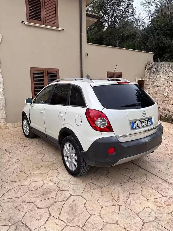 Occasion Opel Antara 150 ch (110 kW) 2012 Blanc SUV