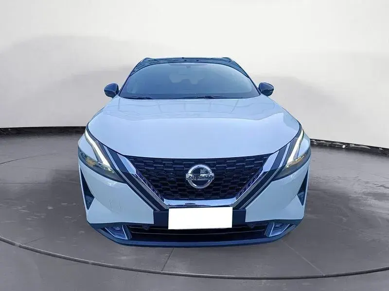 Usata Nissan Qashqai Tekna 140 CV (102 kW) 2022 Bianco SUV