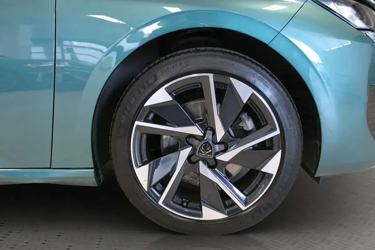 Usata Peugeot 308 Allure 131 CV (96 kW) 2022 Blu/azzurro Station wagon