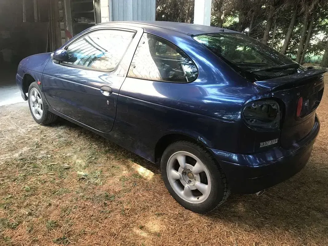 Usata Renault Mégane Luxe 147 CV (108 kW) 1998 Berlina