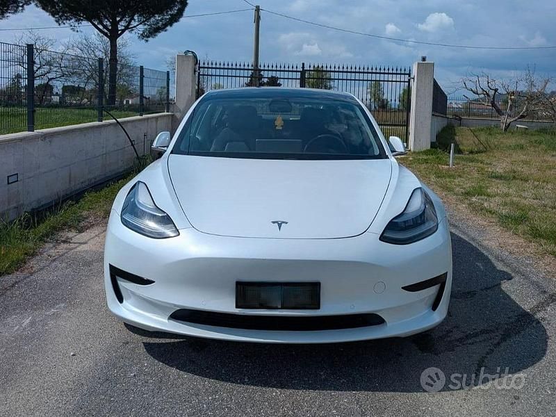 Usata Tesla Model 3 50 kW (68 CV) 2019 Bianco Berlina