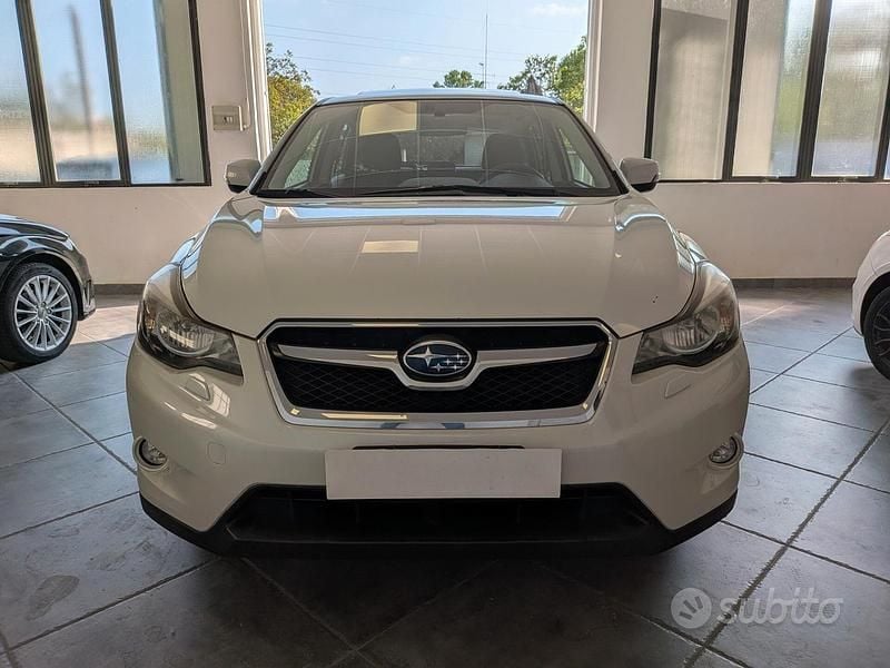 Usata Subaru XV Style 147 CV (108 kW) 2012 Bianco SUV