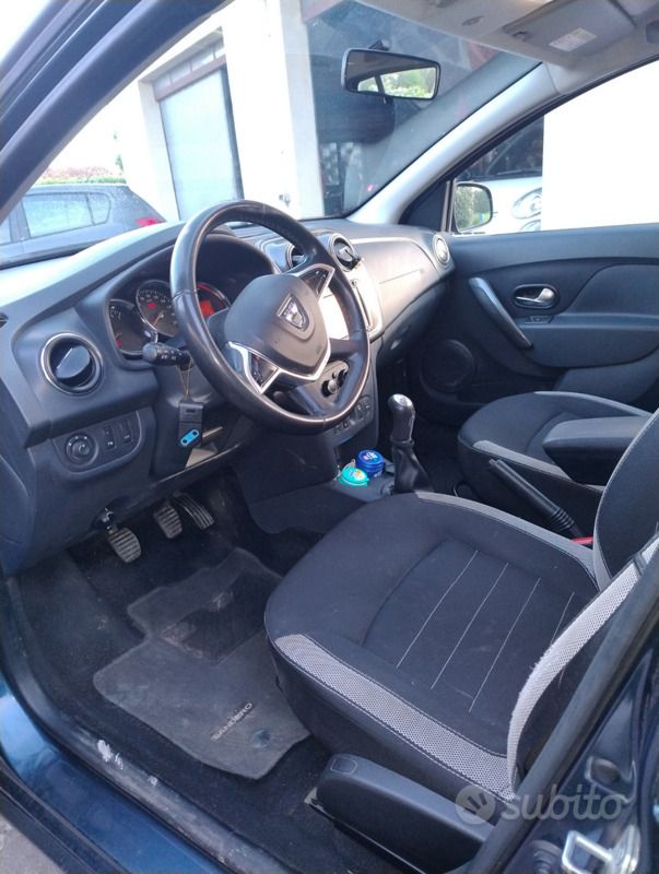 Usata Dacia Sandero Stepway 2018 Blu Utilitaria