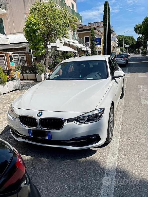Usata BMW 320 Comfort Edition 190 CV (139 kW) 2015 Berlina