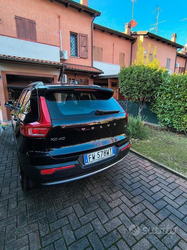 Usata Volvo XC40 190 CV (139 kW) 2019 Nero SUV