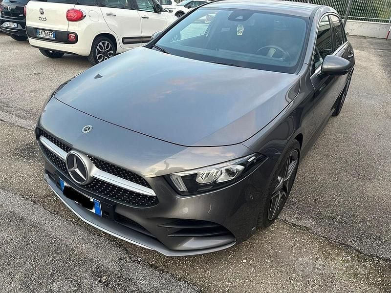 Usata Mercedes A180 2021 Grigio Berlina