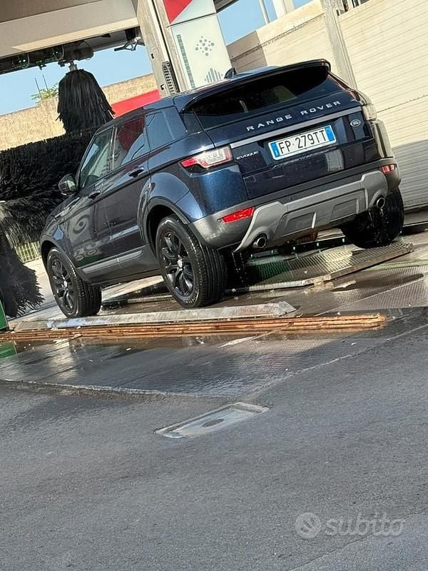 Usata Land Rover Range Rover evoque 150 CV (110 kW) 2018 Blu SUV