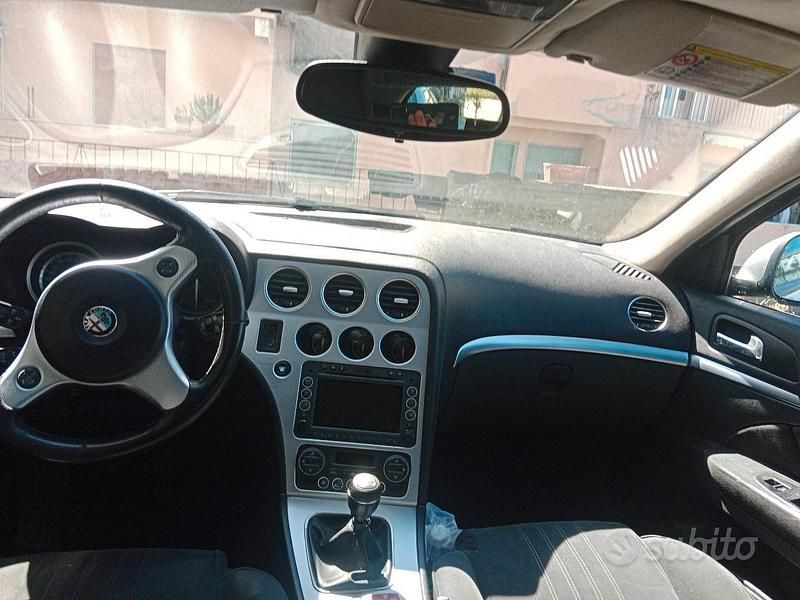 Usata Alfa Romeo 159 150 CV (110 kW) 2007 Grigio Station wagon