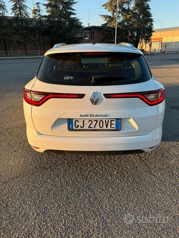 Usata Renault Mégane GrandTour 116 CV (85 kW) 2020 Bianco Station wagon