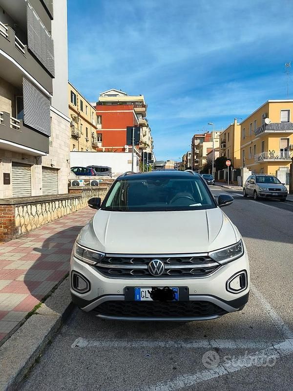 Usata VW T-Roc Style 2023 SUV