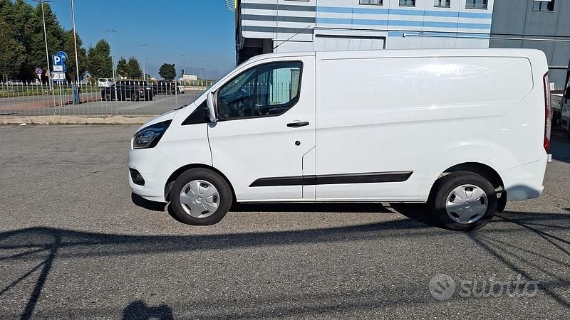Usata Ford Transit Custom Trend 130 CV (95 kW) 2023 Bianco Berlina