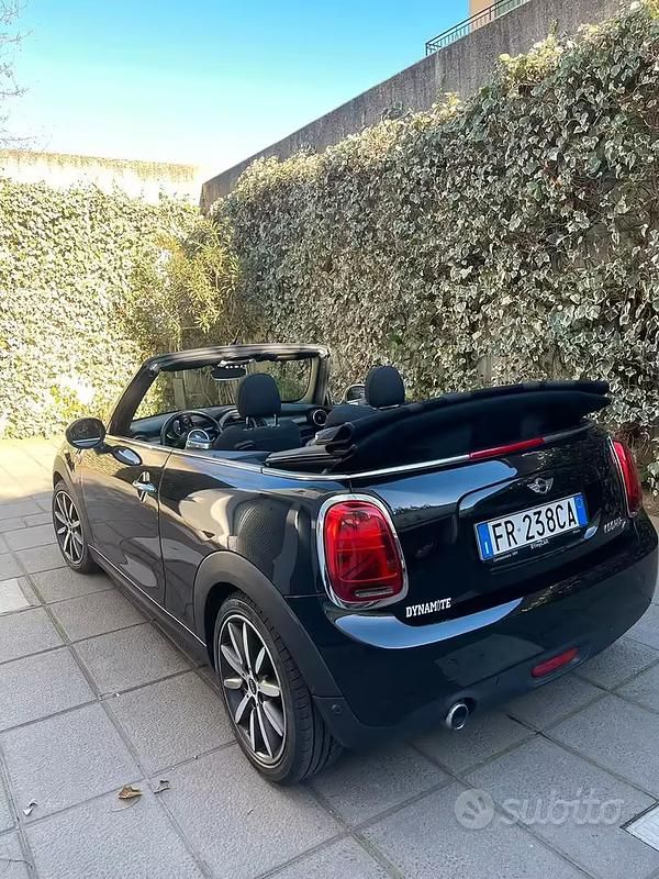 Usata Mini Cooper D Cabriolet 116 CV (85 kW) 2018 Nero Cabrio