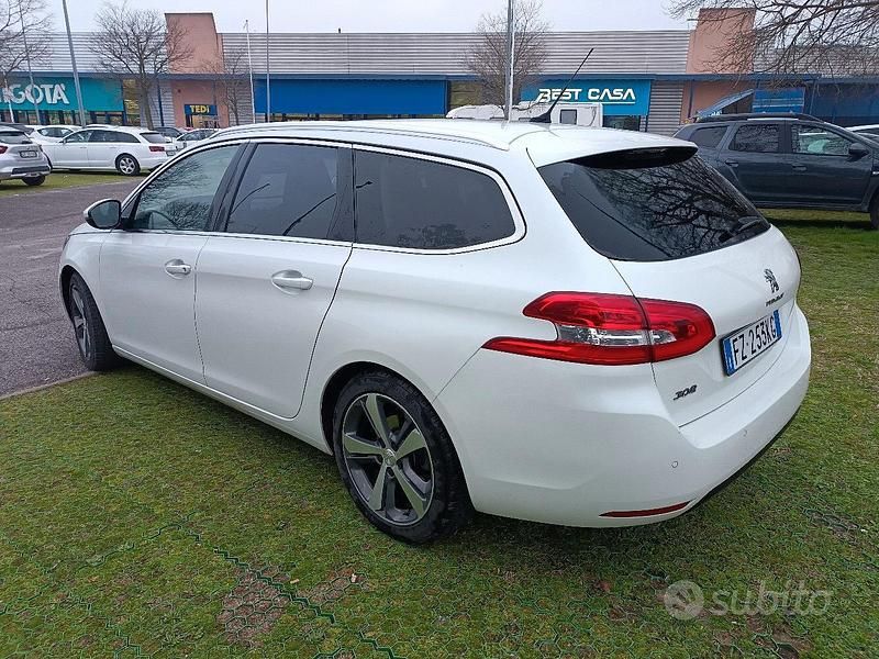 Usata Peugeot 308 SW 2019 Bianco Station wagon
