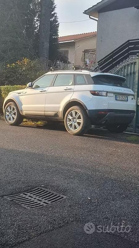 Usata Land Rover Range Rover evoque 150 CV (110 kW) 2017 Bianco SUV