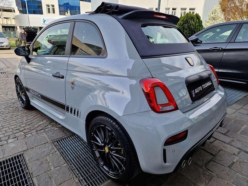 Usata Abarth 595C Competizione 179 CV (131 kW) 2021 Campovolo grau Cabrio