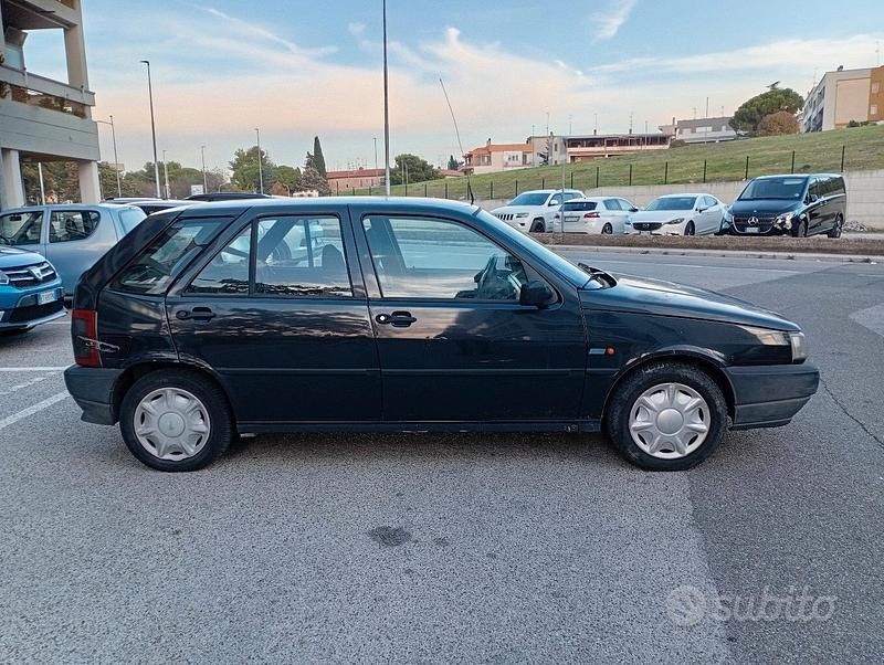 Usata Fiat 1600S S 84 CV (61 kW) 1993 Nero Berlina