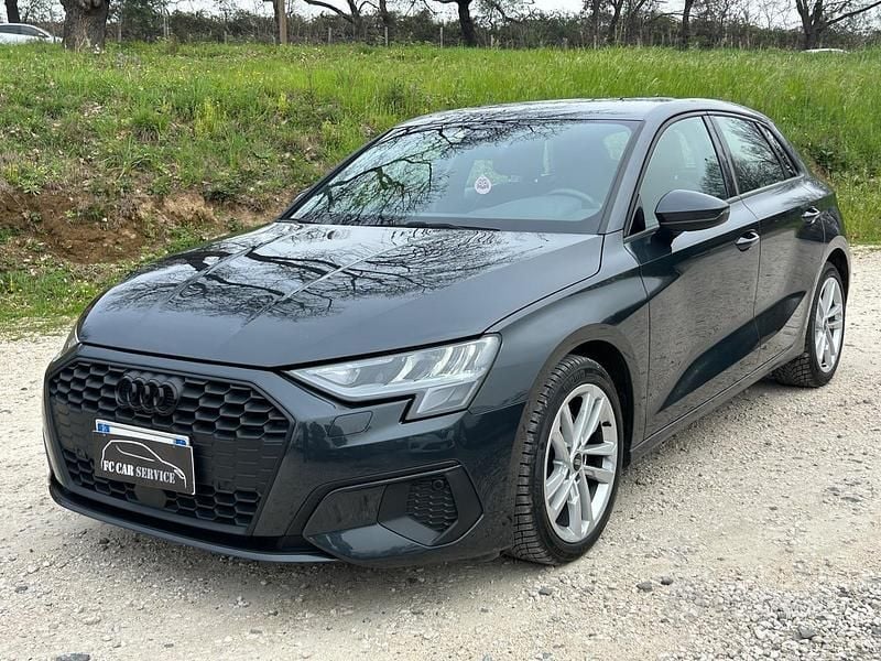 Usata Audi A3 Advanced 150 CV (110 kW) 2021 Grigio Berlina