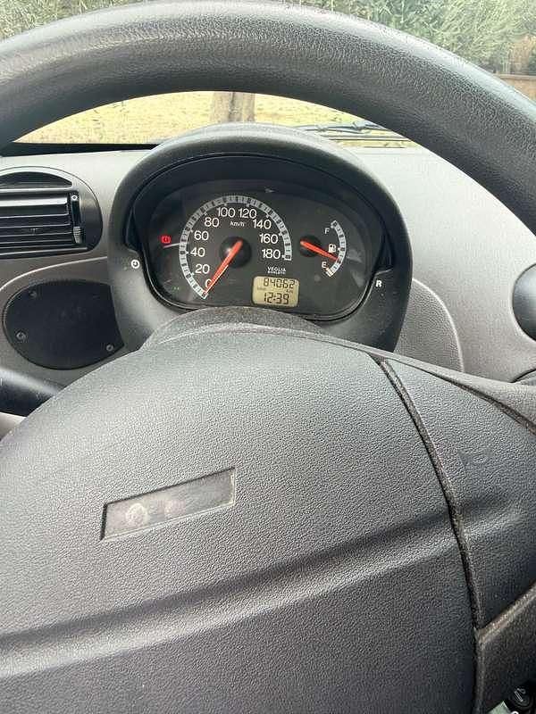 Usata Fiat Seicento 54 CV (39 kW) 2002 Argento Utilitaria