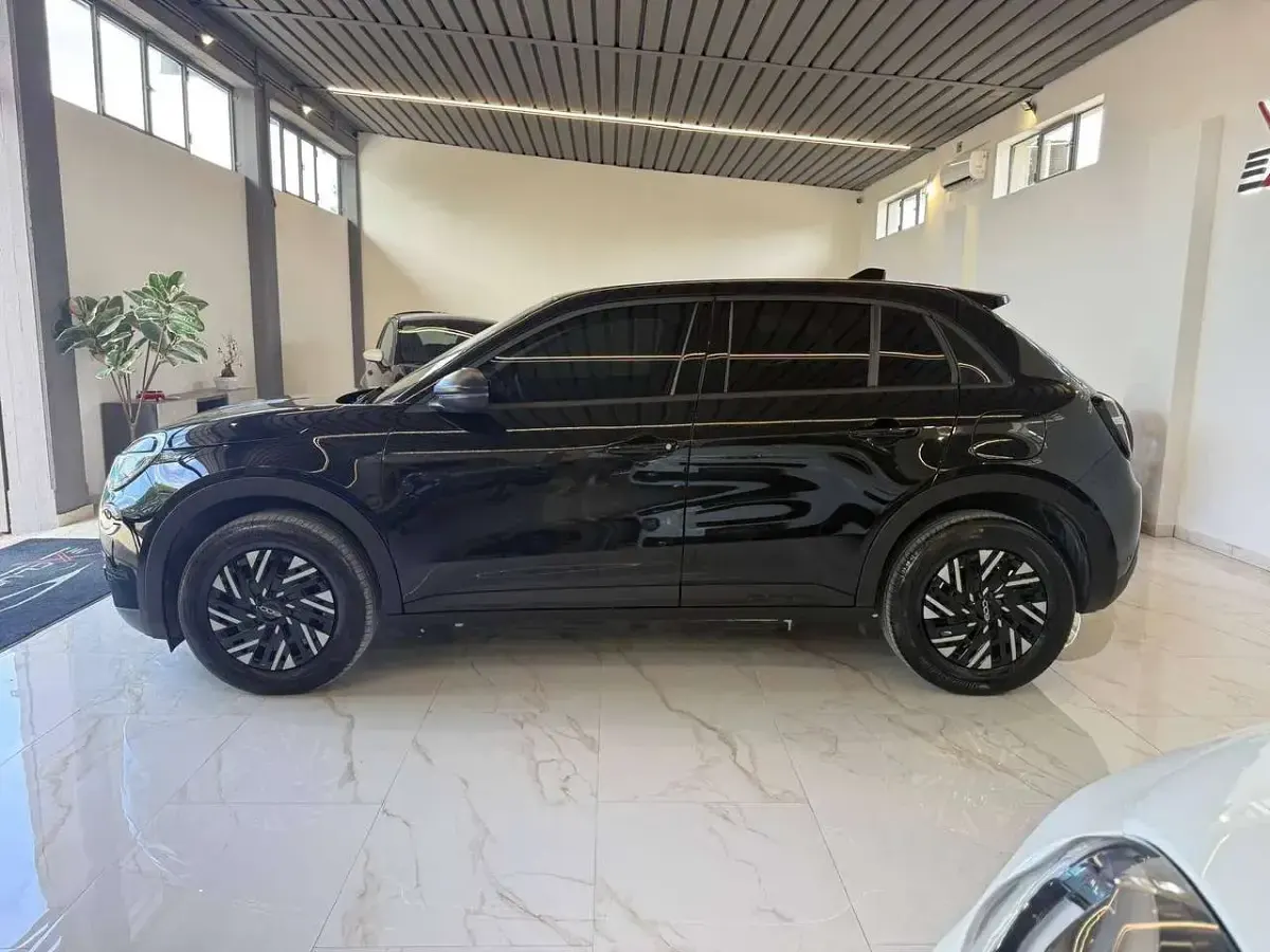 Usata Fiat 600 101 CV (74 kW) 2024 Nero SUV