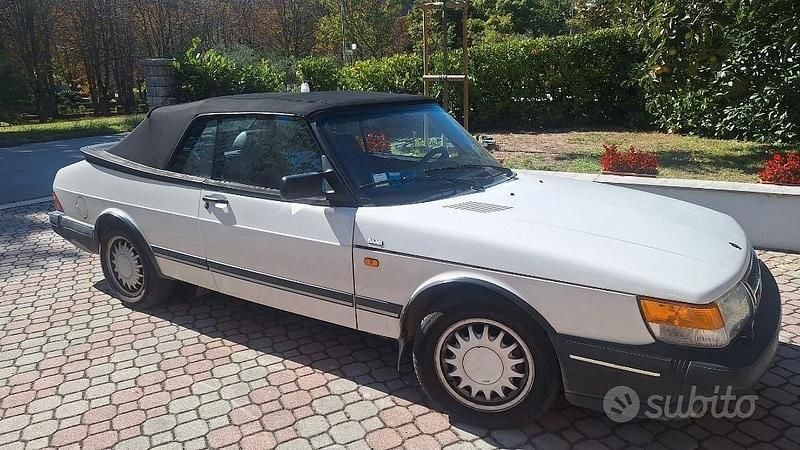 Begagnad Saab 900 141 HK (103 kW) 1991 Vit