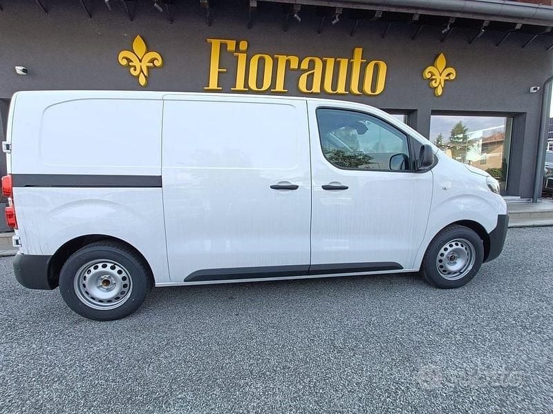 Nuova Fiat Scudo 120 CV (88 kW) 2025 Bianco Furgone