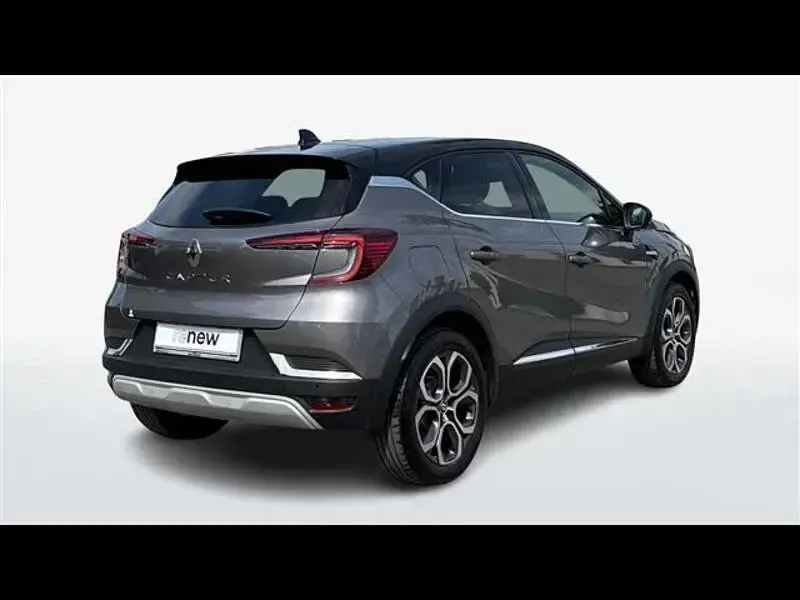 Usata Renault Captur Techno 91 CV (66 kW) 2023 Grigio scuro SUV