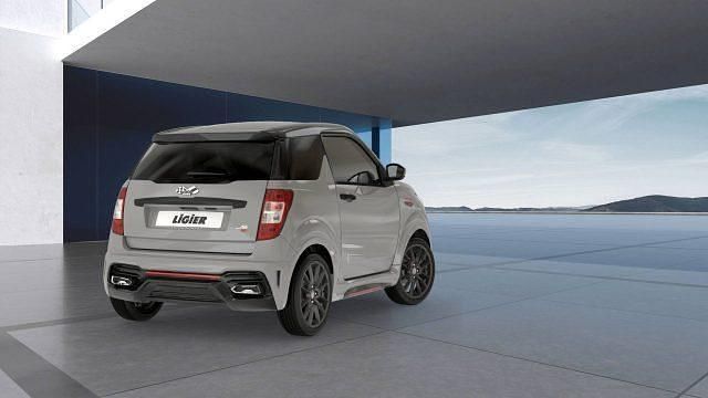 Begagnad Ligier JS50 2023 Grå Halvkombi